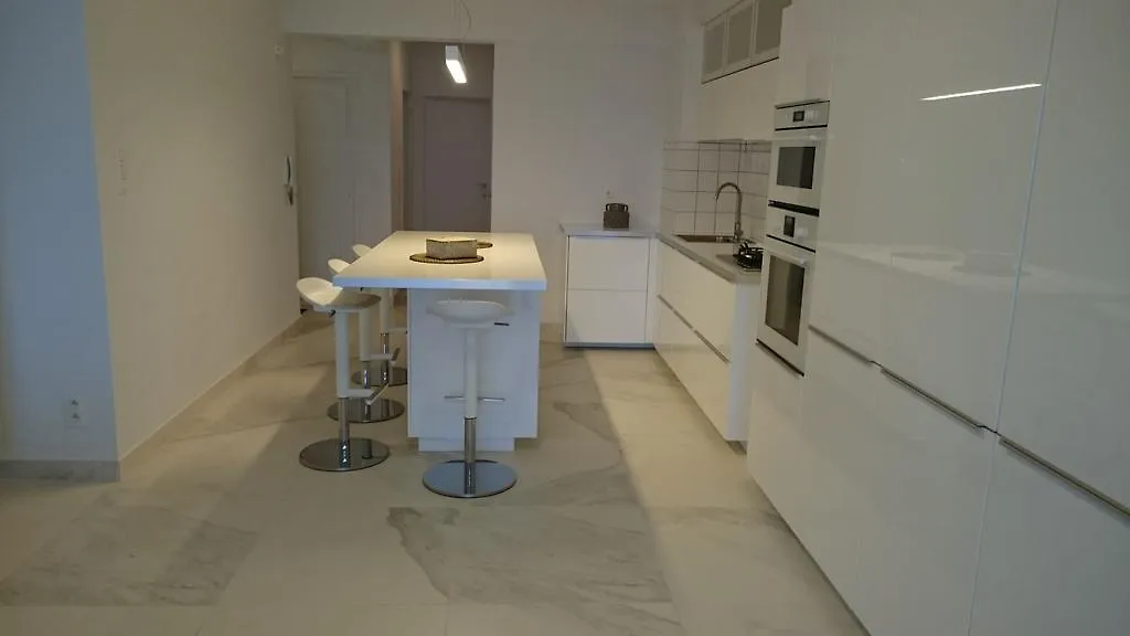 Lounge Appartement Zeedijk Oostende 0*, Οστένδη